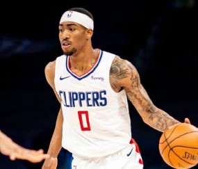 NBA湖人加时争议三分绝杀快船终结四连胜登顶引热议